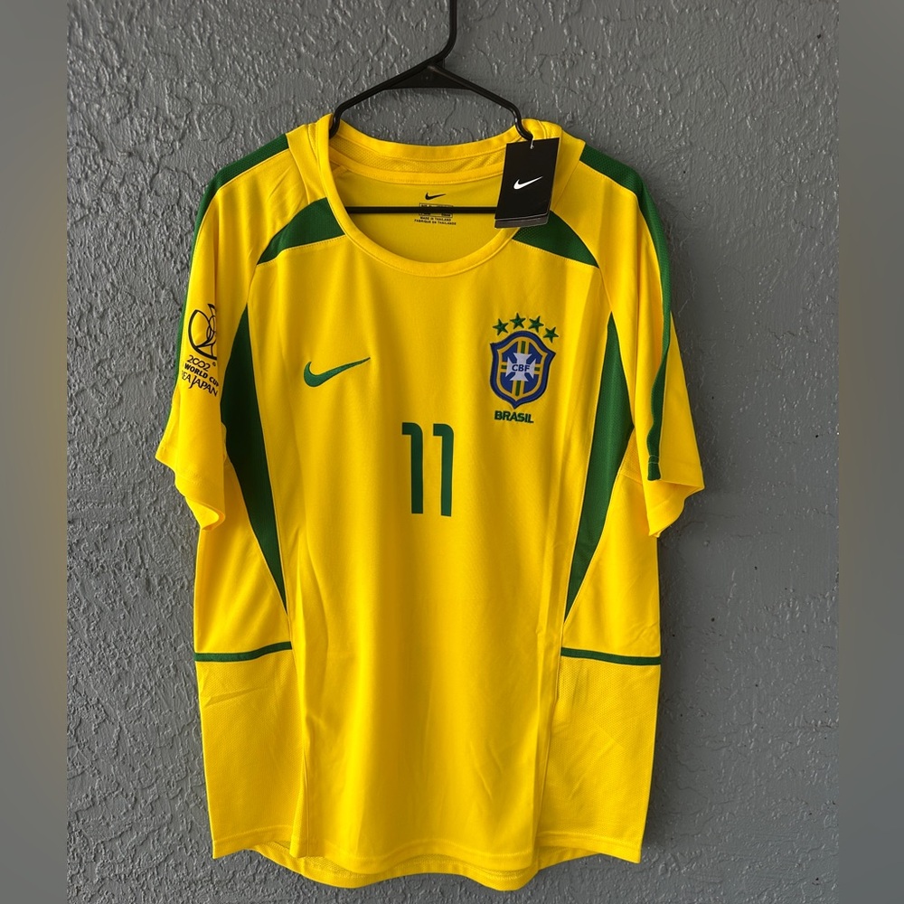 Brazil Ronaldinho Soccer Jersey 2002 - Picture 2 of 6
